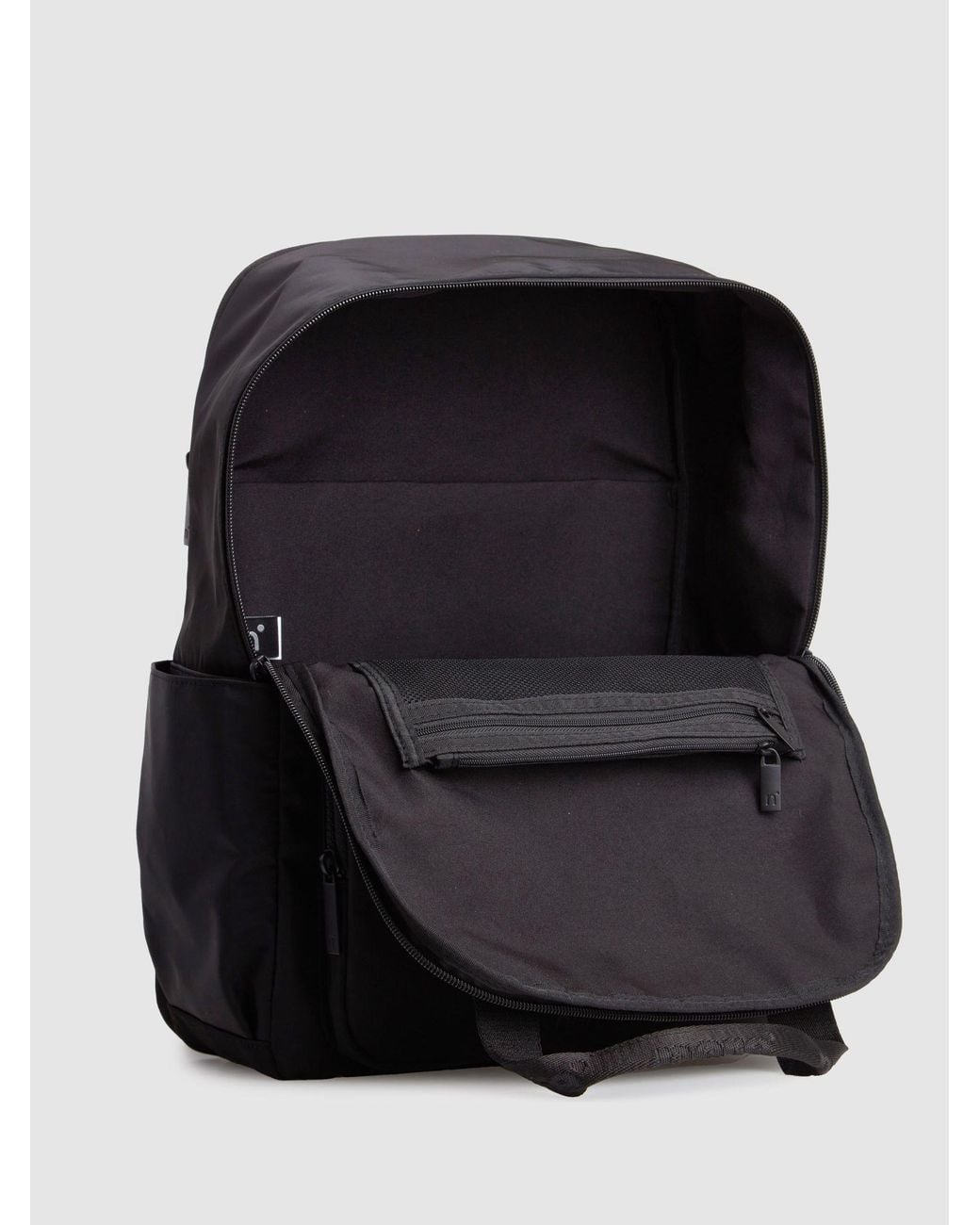 Nere Black Seeker Traveller Backpack for men
