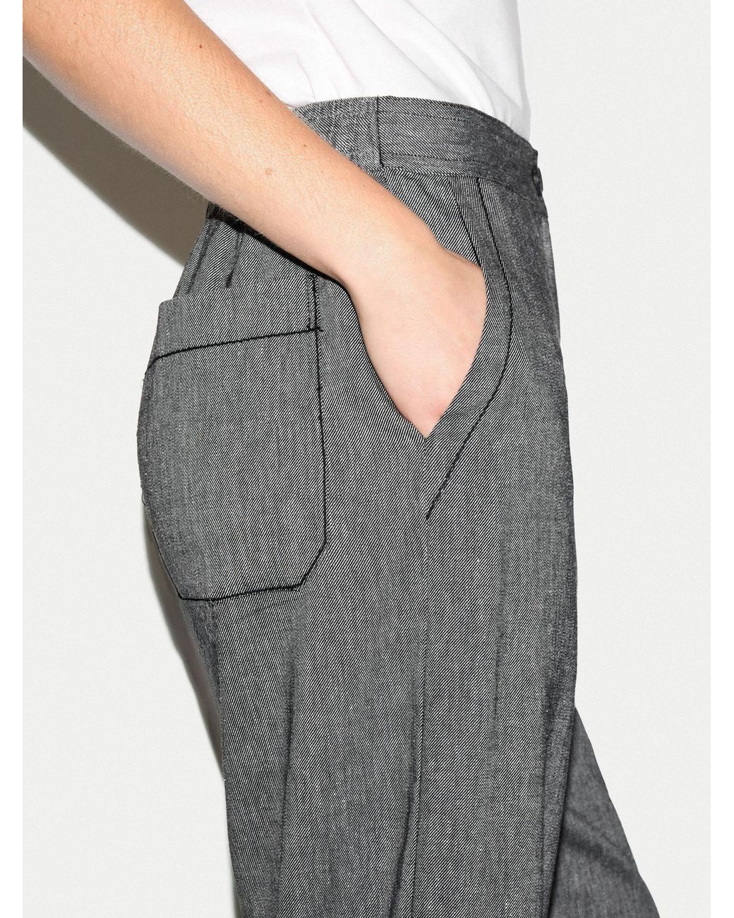 Jigsaw Gray Chambray Cropped Trousers