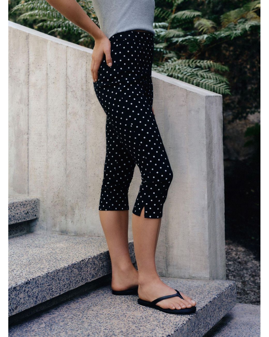 Next Black Cropped Capri Jeans