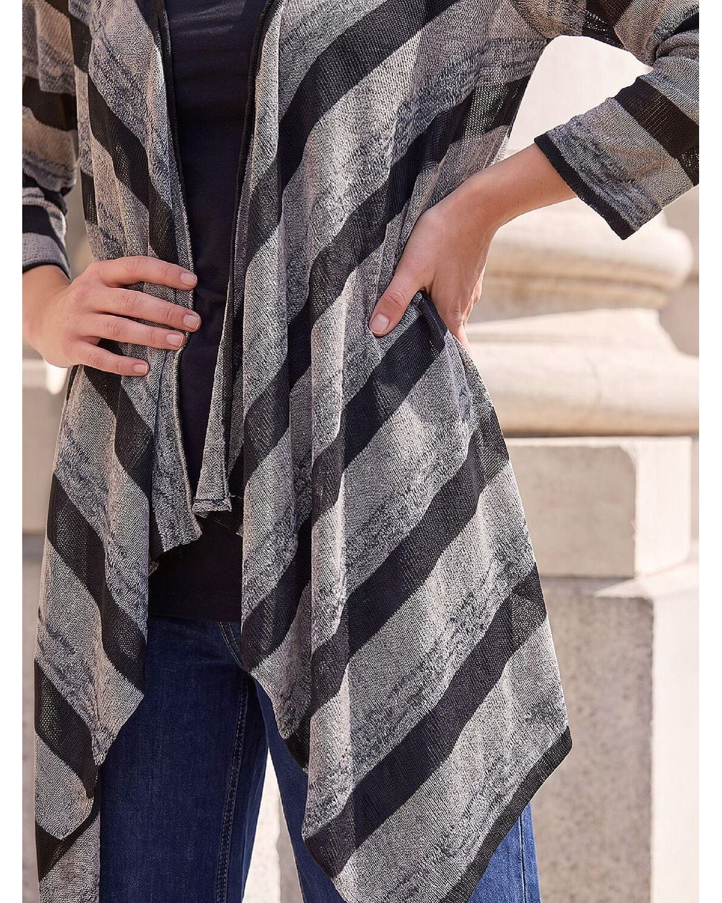 Roman Roman Roman Black 2