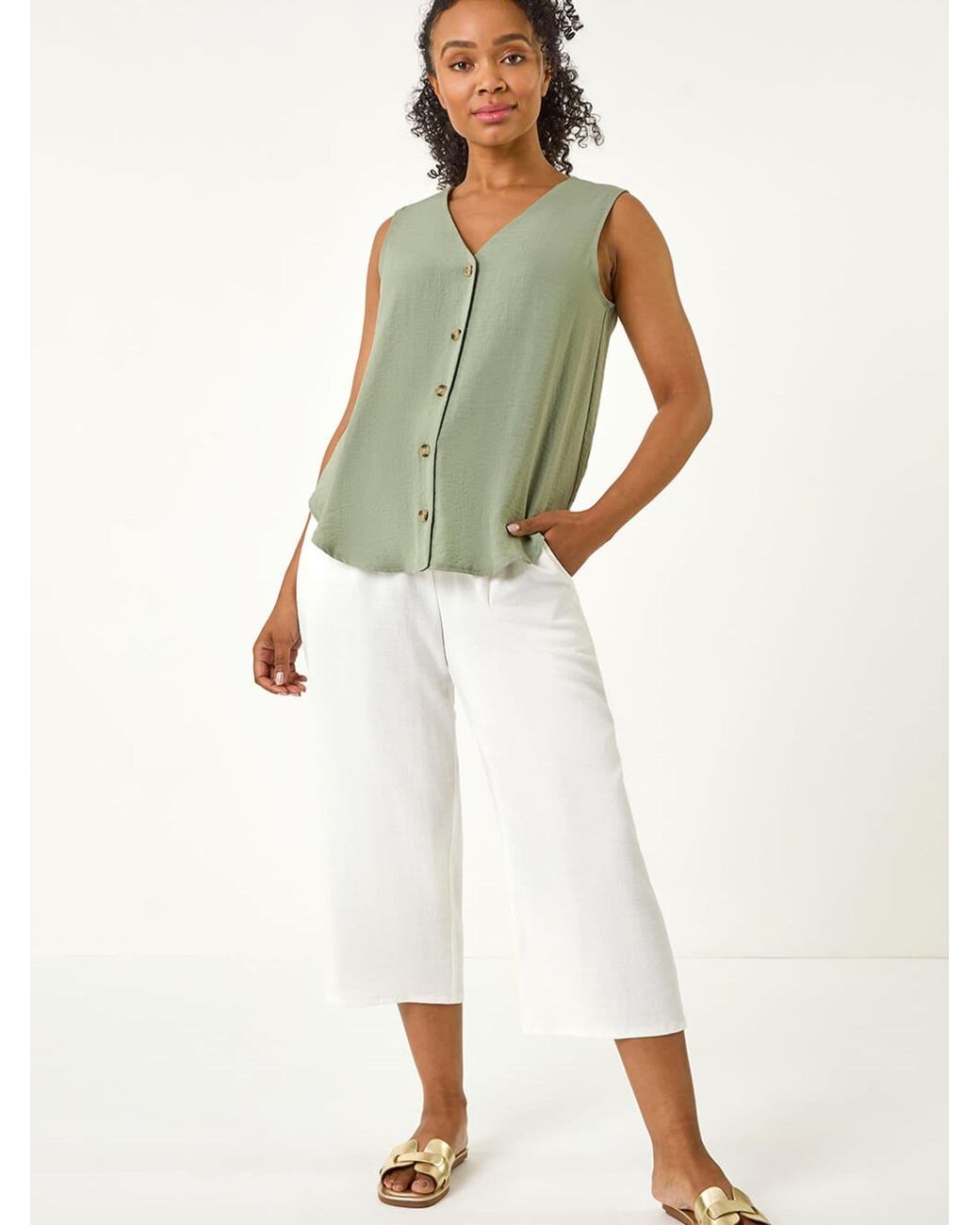 Roman Green Buttoned Sleeveless Blouse