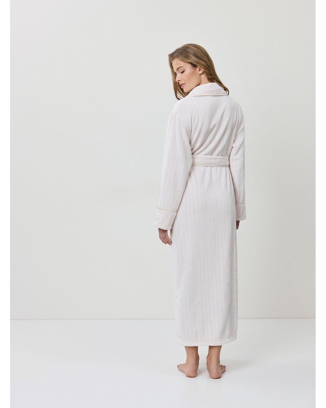 ARUELLE Pink Ruelle Bathrobe