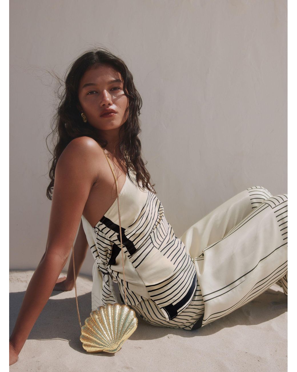 Next Shell Shape Clutch Bag in Natural | Lyst Australia