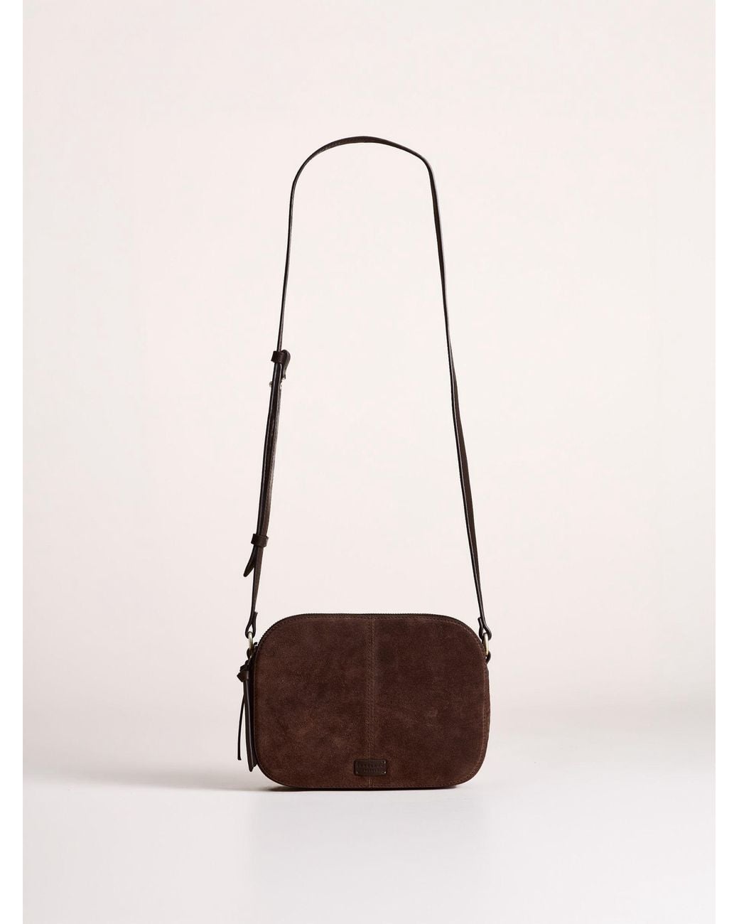 Lakeland Leather Chocolate Scales Suede Camera Bag in Brown | Lyst