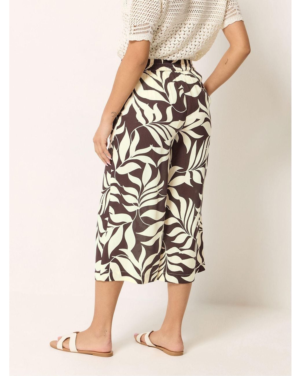 M Com White Printed Cropped Trousers