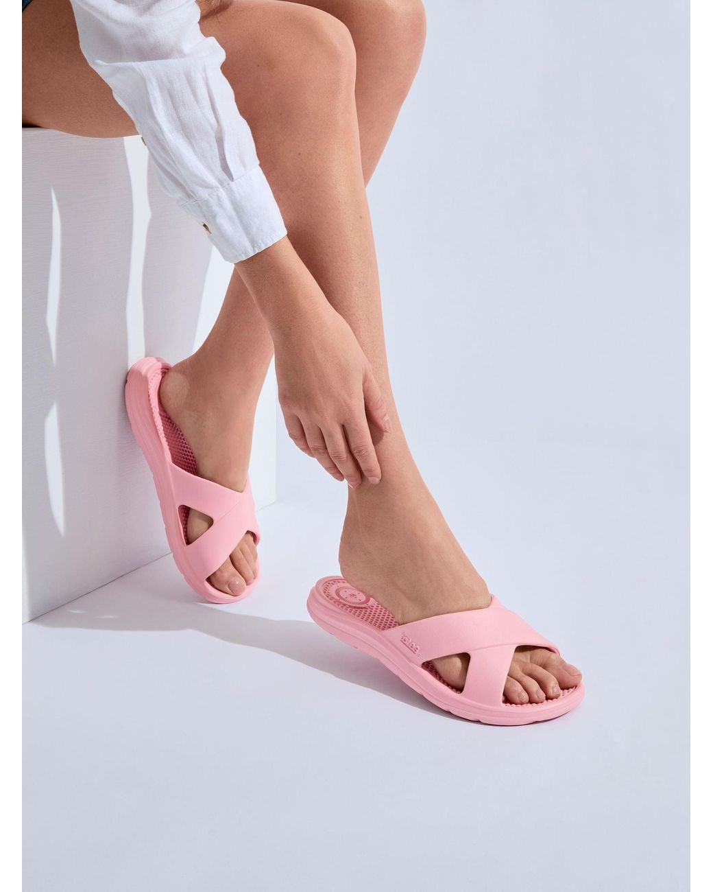 Totes Pink Lightweight Cross Strap Slider Sandals
