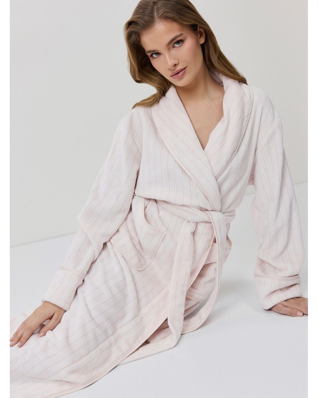 ARUELLE Pink Ruelle Bathrobe