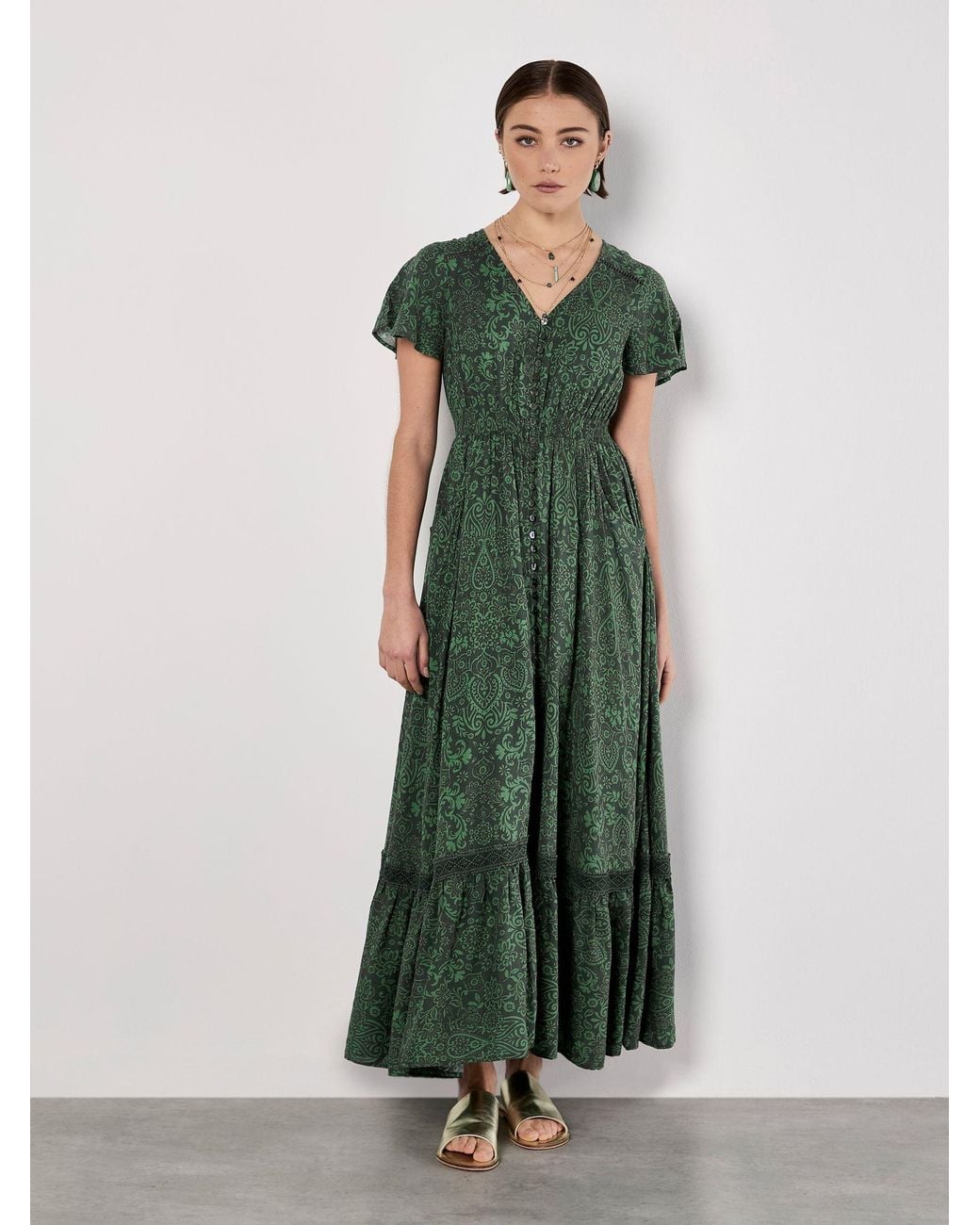 Apricot Dreamcatcher Print Maxi Dress in Green | Lyst