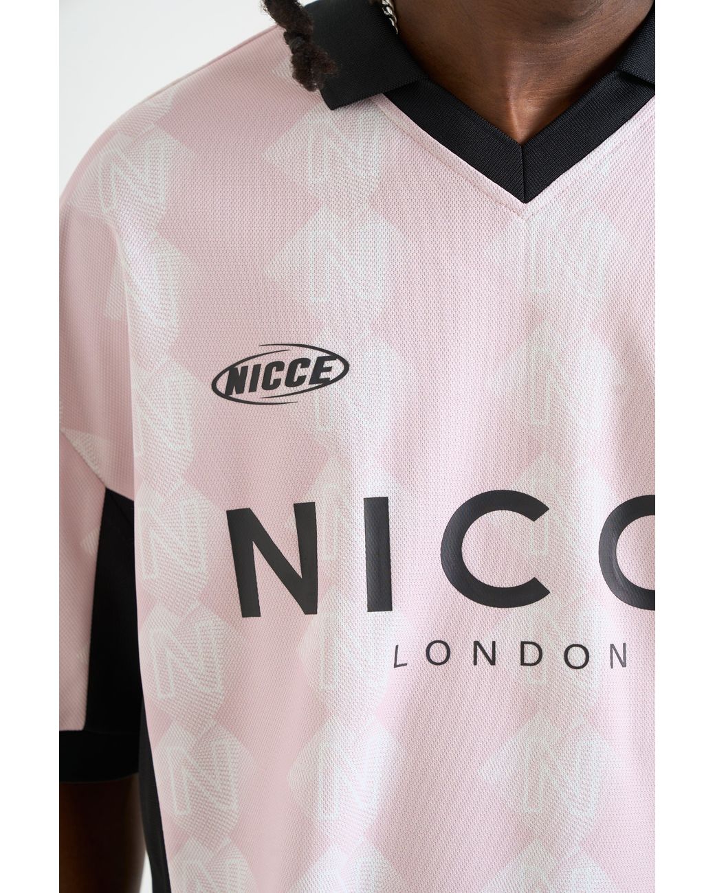 Nicce London Pink Billete Football Shirt for men
