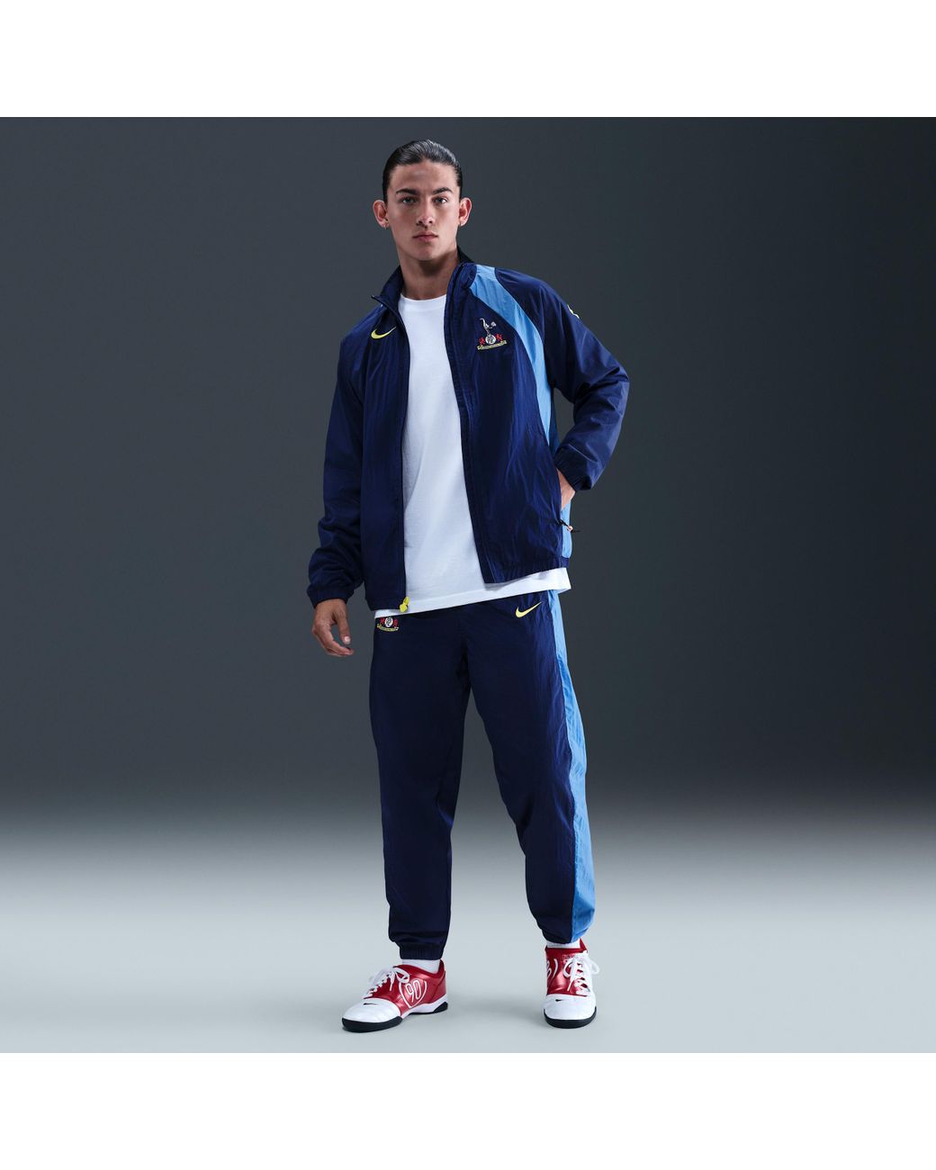 Nike Tottenham Hotspur Soccer Total 90 Soccer Track Jacket in Blue
