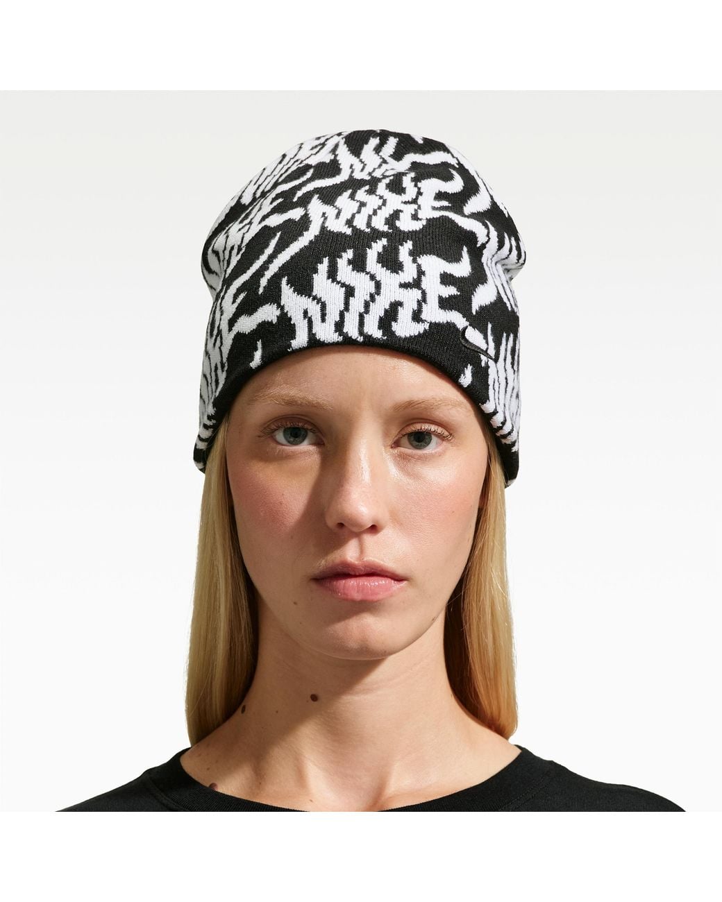 Nike Brown Peak Uncuffed Graphic Beanie