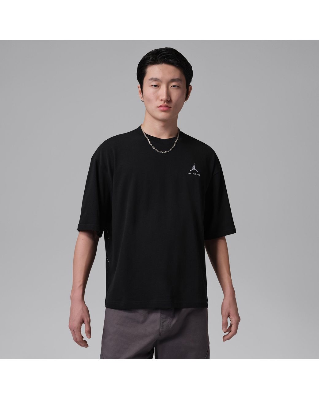black oversized nike t shirt