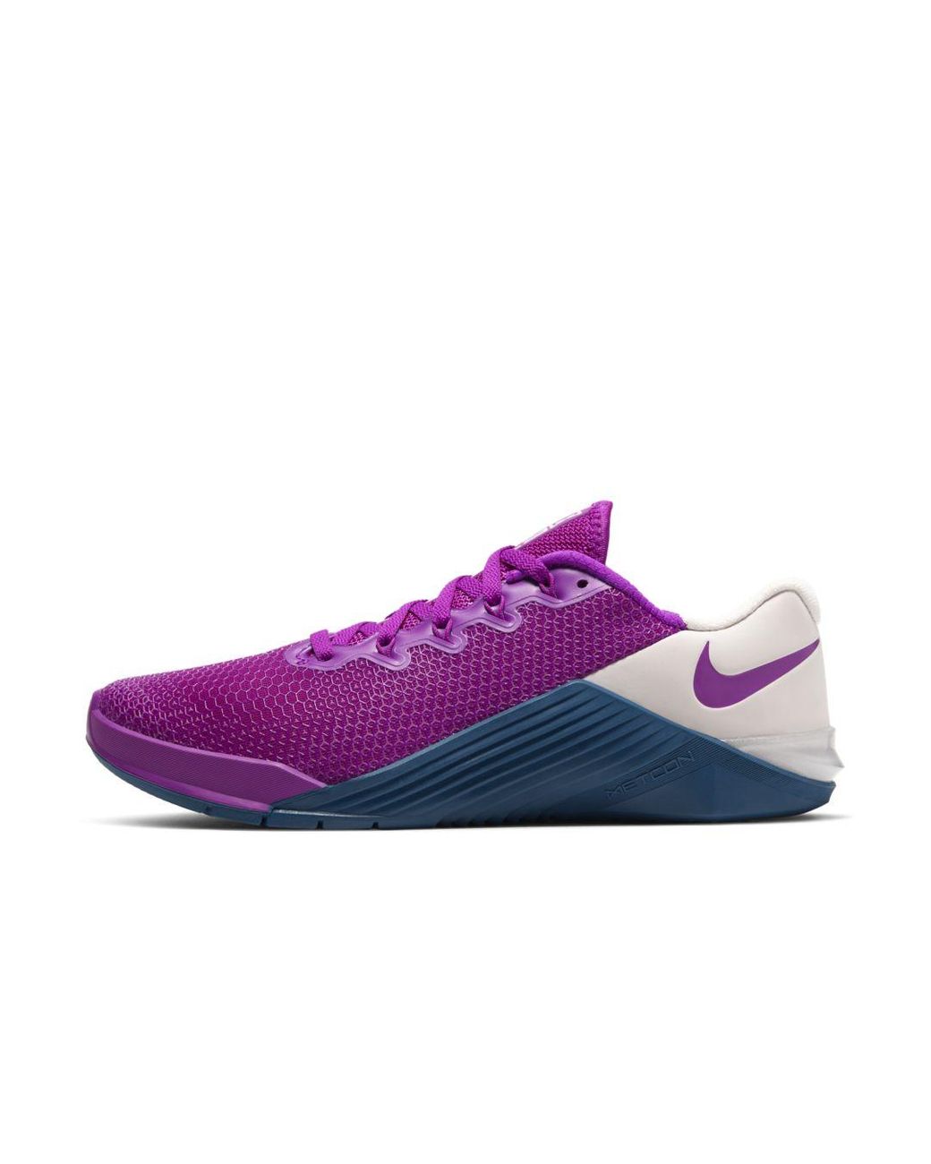 nike football boots white and gold