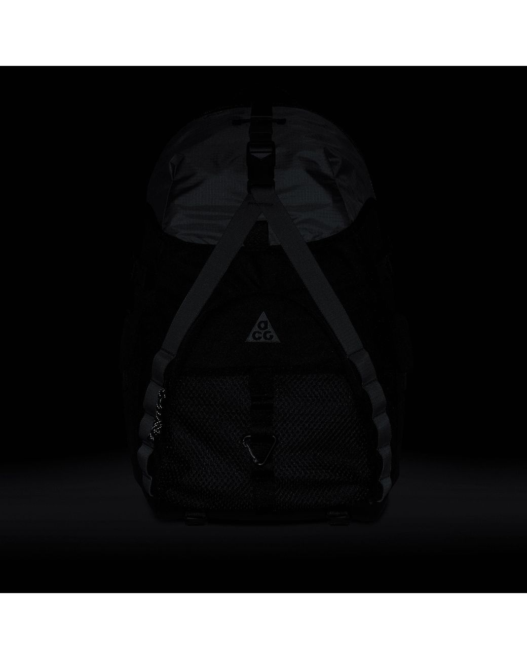 Nike Black Acg Daymax Backpack (25L)
