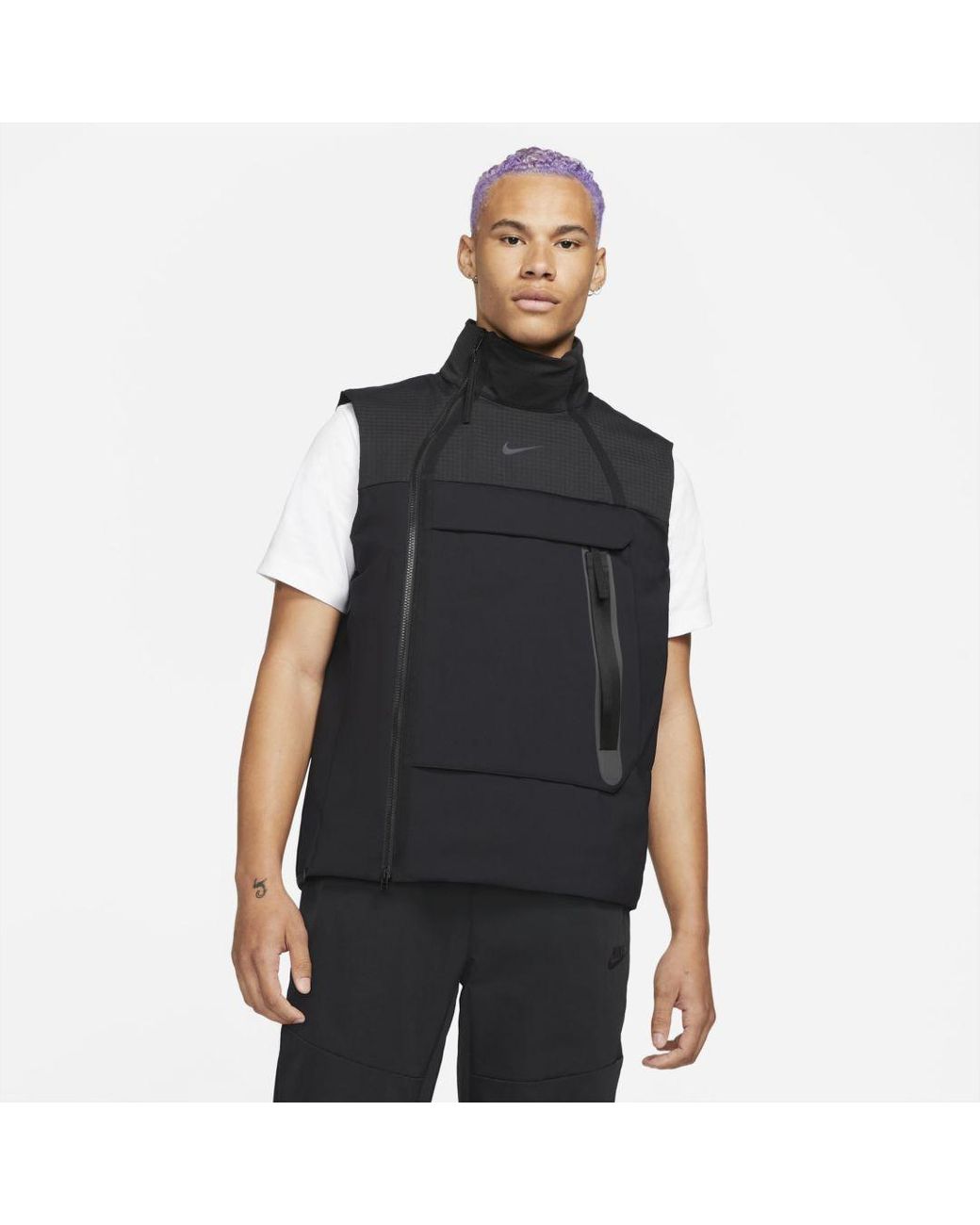Nike Men's Black Sportswear Tech Pack Synthetic-fill Vest