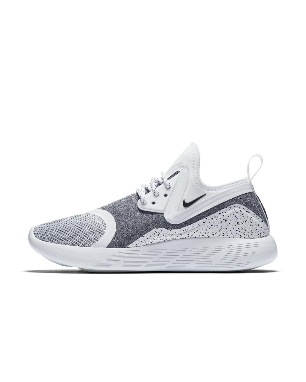 Nike Lunarcharge Essential Women's Shoe in White | Lyst