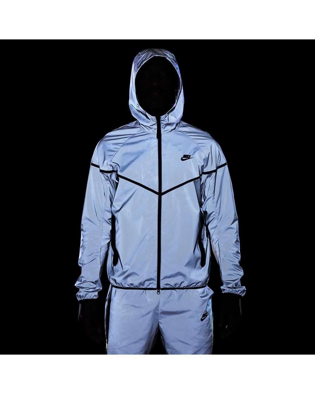 nike reflective windbreaker