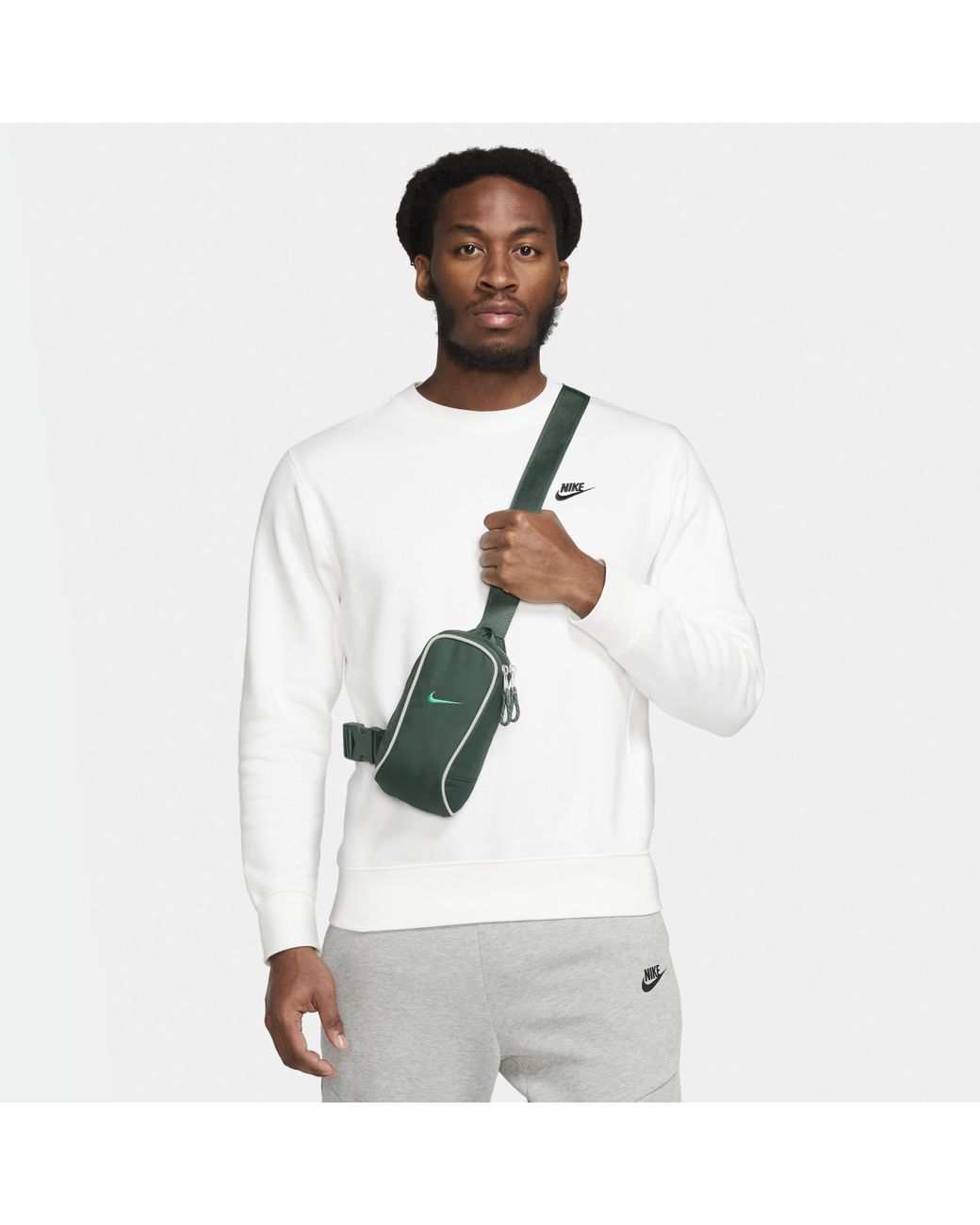 Nike Sportswear Essentials Cross-Body Bag (1L). Nike ID