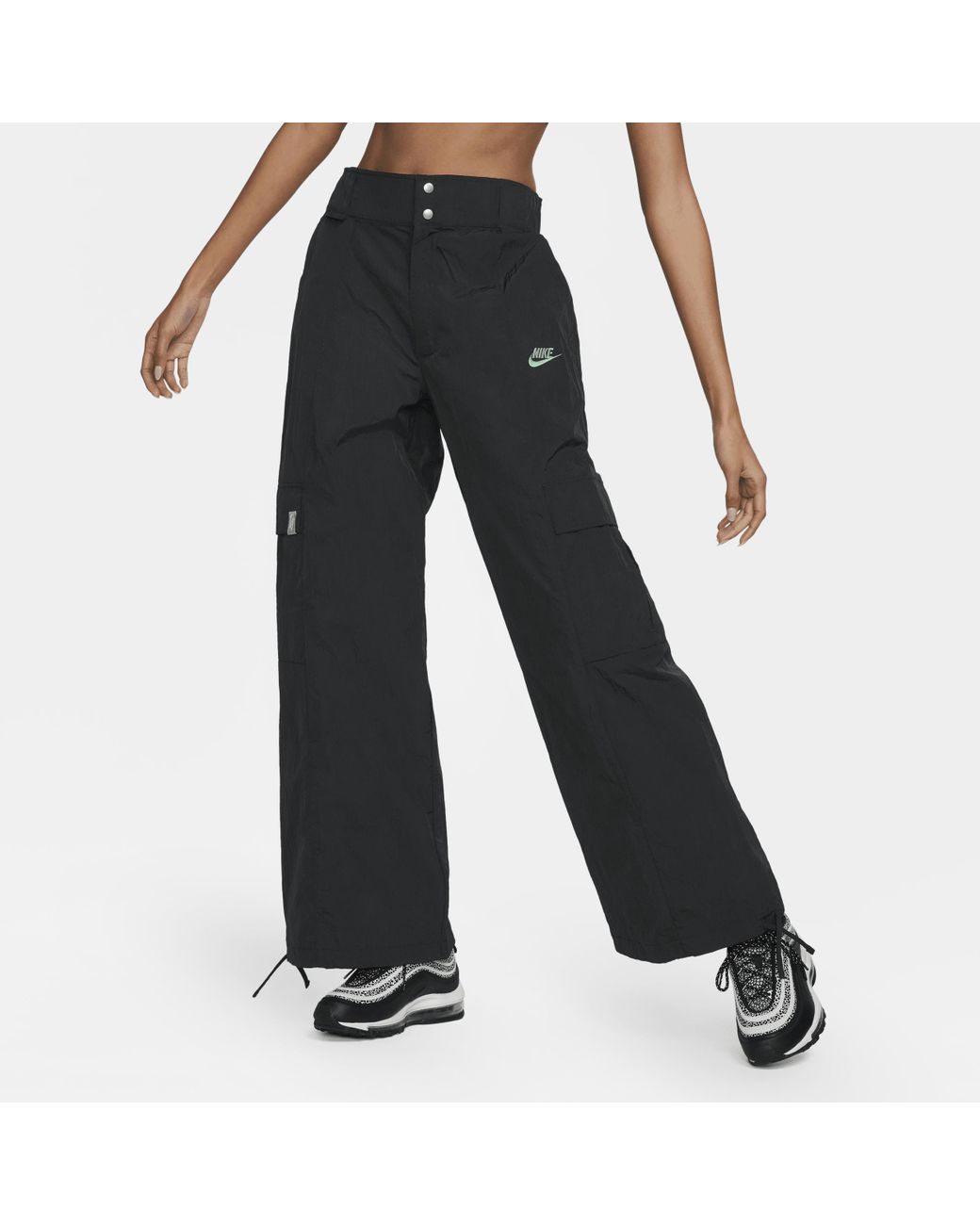 Nike Sportswear Oversized High-waisted Woven Cargo Pants in Black