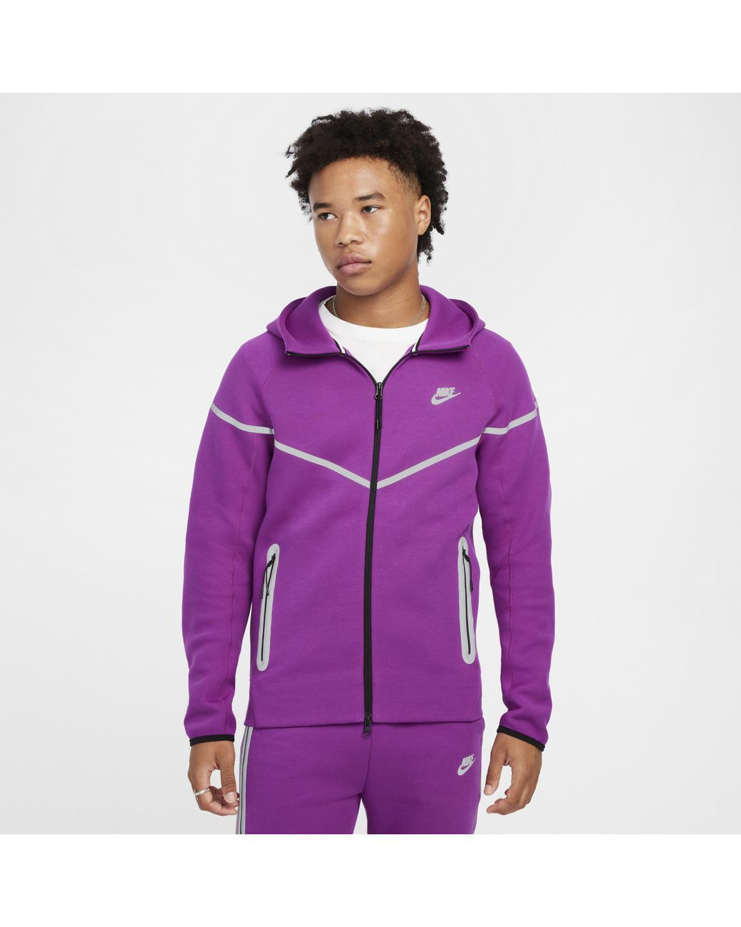 dark purple nike tech fleece