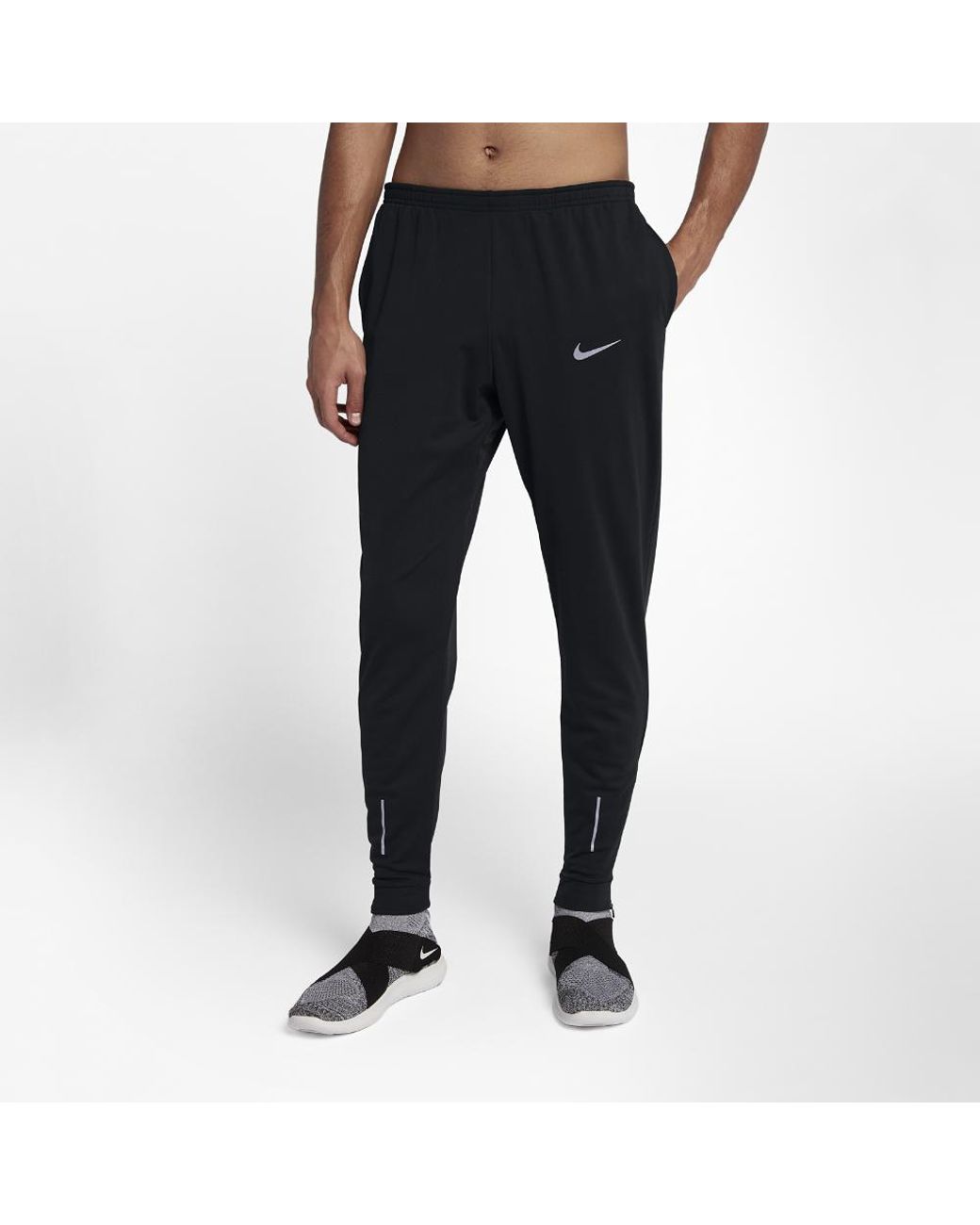 Circus Buitenshuis bedriegen Nike Therma Essential Men's Running Pants in Black for Men | Lyst