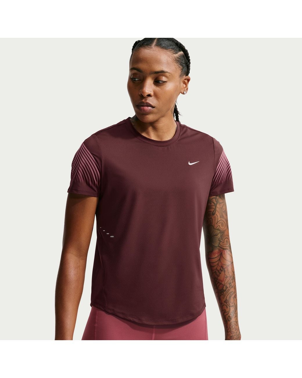 Nike Swift Flash Dri-Fit Short-Sleeve Crew-Neck Running Top in Red | Lyst