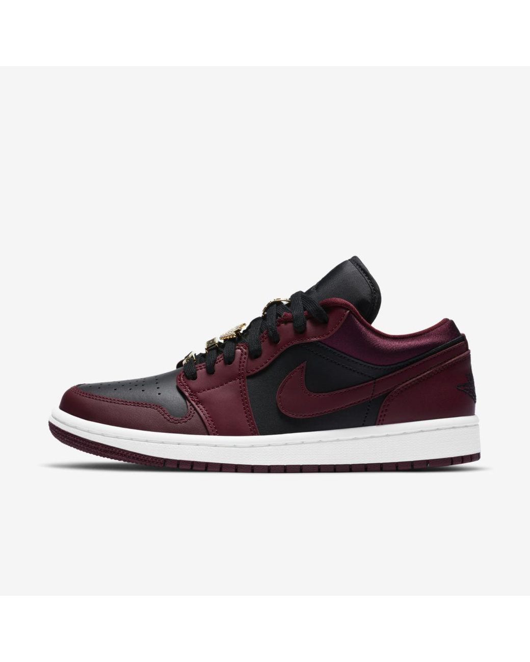 Nike Air Jordan 1 Low Se Shoe (dark Beetroot) in Blue - Lyst