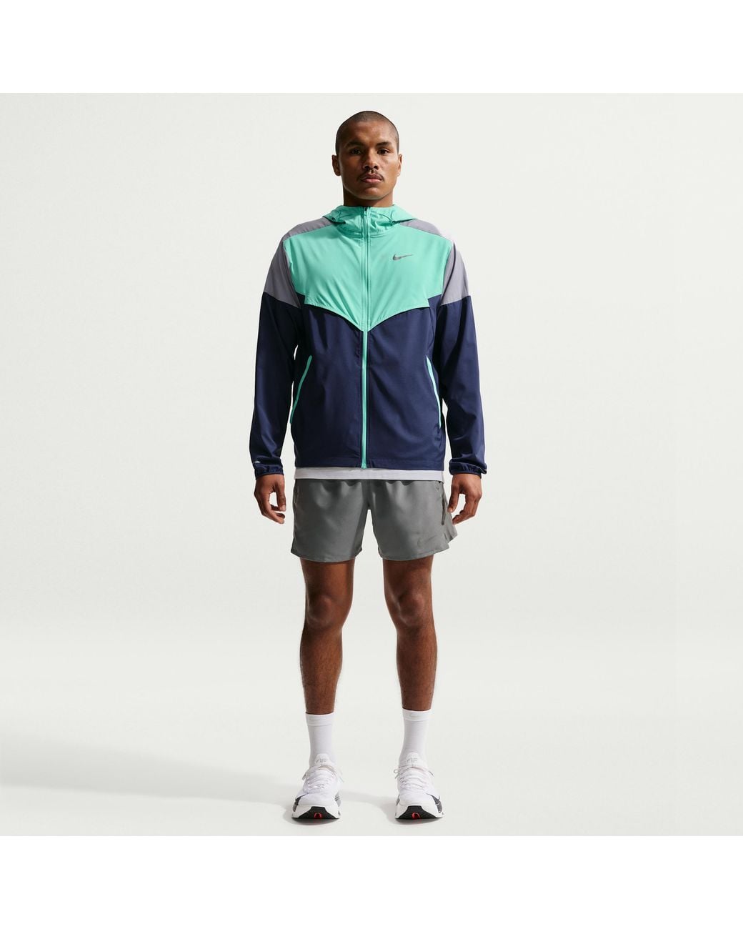 Nike Green Impossibly Light Windrunner Running Jacket for men