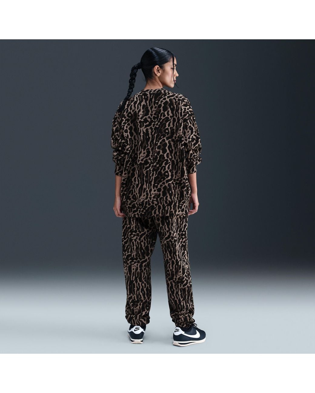 nike fleece printed crew sweatshirt