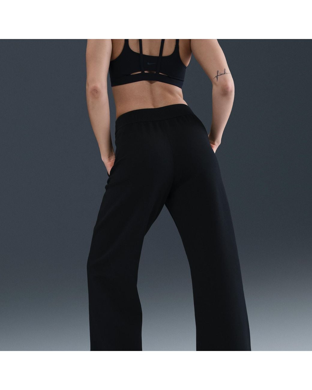 nike loose fit yoga pants