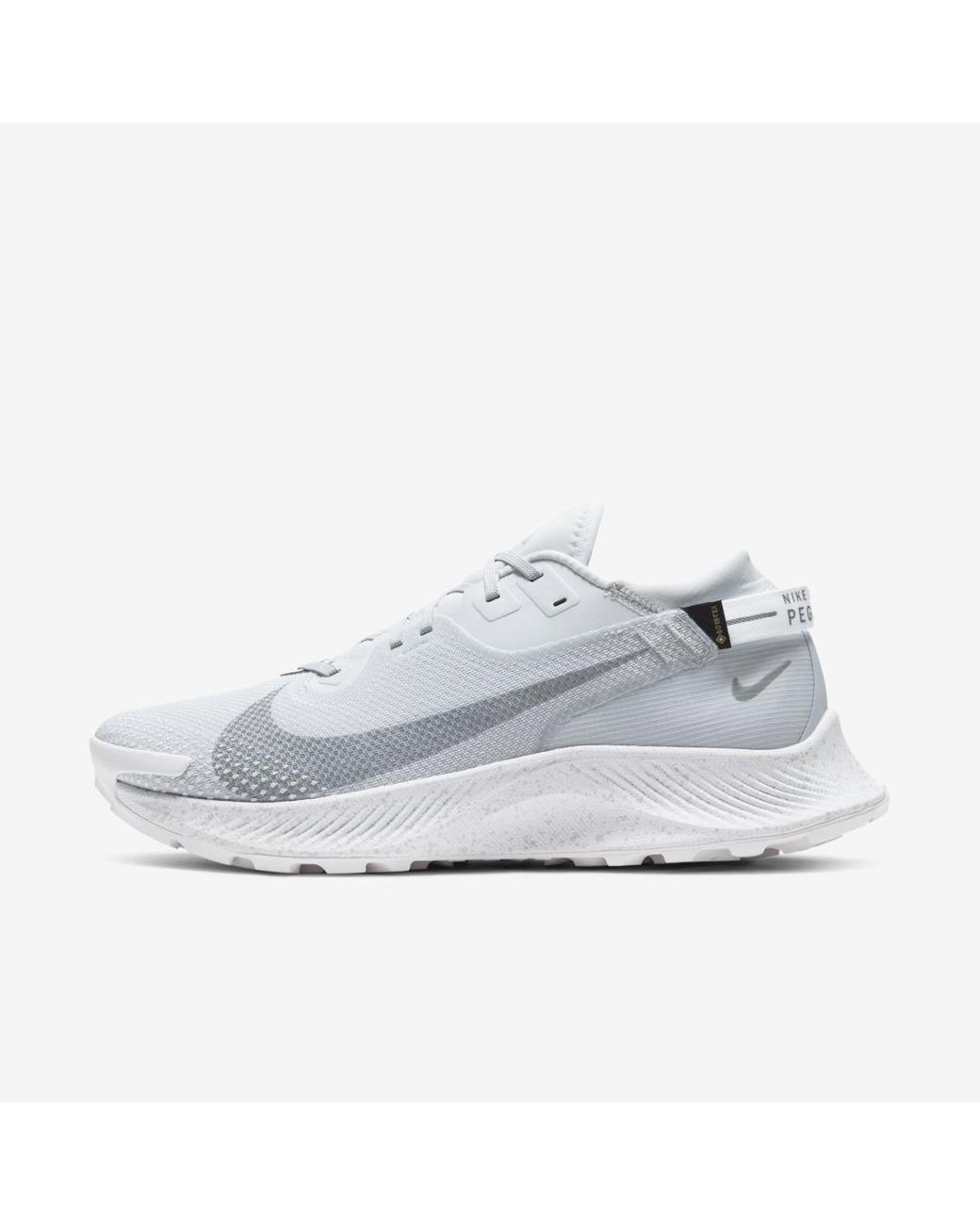 Nike Pegasus Trail 2 Gore-tex Trail Running Shoe in White for Men 