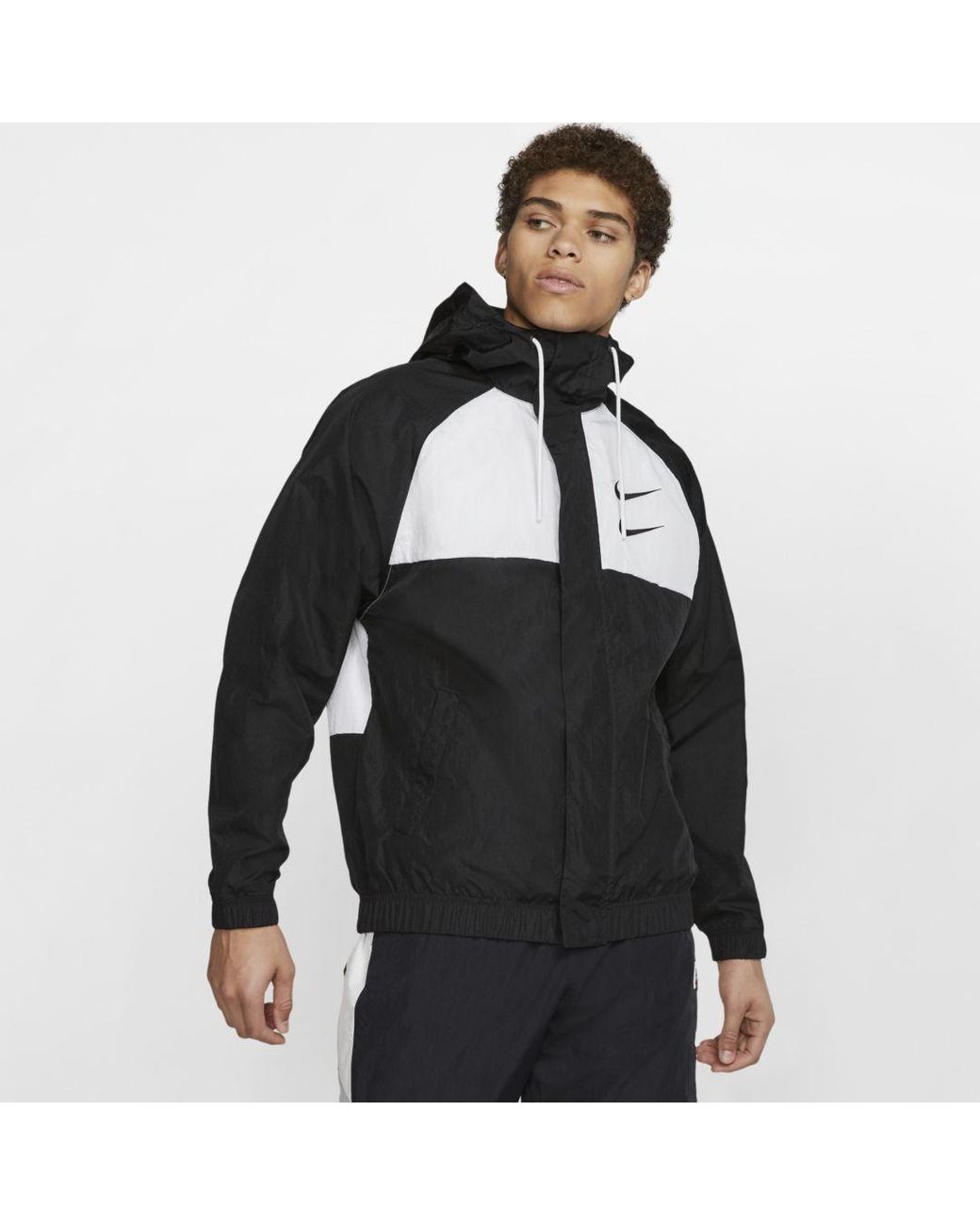 Kwijting Sluiting Toepassen Nike Sportswear Swoosh Woven Hooded Jacket in Black for Men | Lyst
