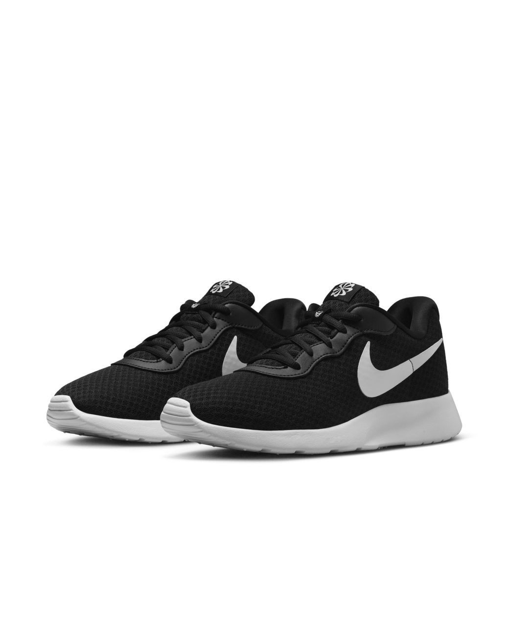 Nike Tanjun Ease Shoes In Black, | Lyst