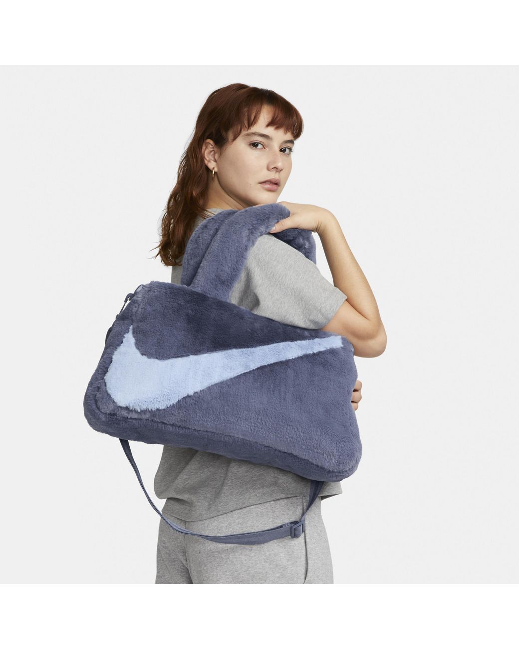 Nike Sportswear Faux Fur Tote 10l in Blue Lyst