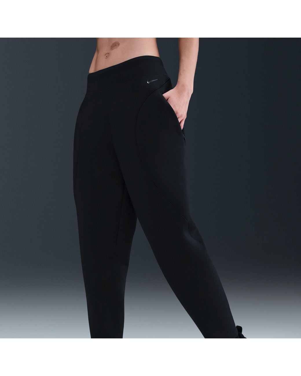 Nike Universa Dri-Fit Mid-Rise Loose 7/8 Pants in Black | Lyst