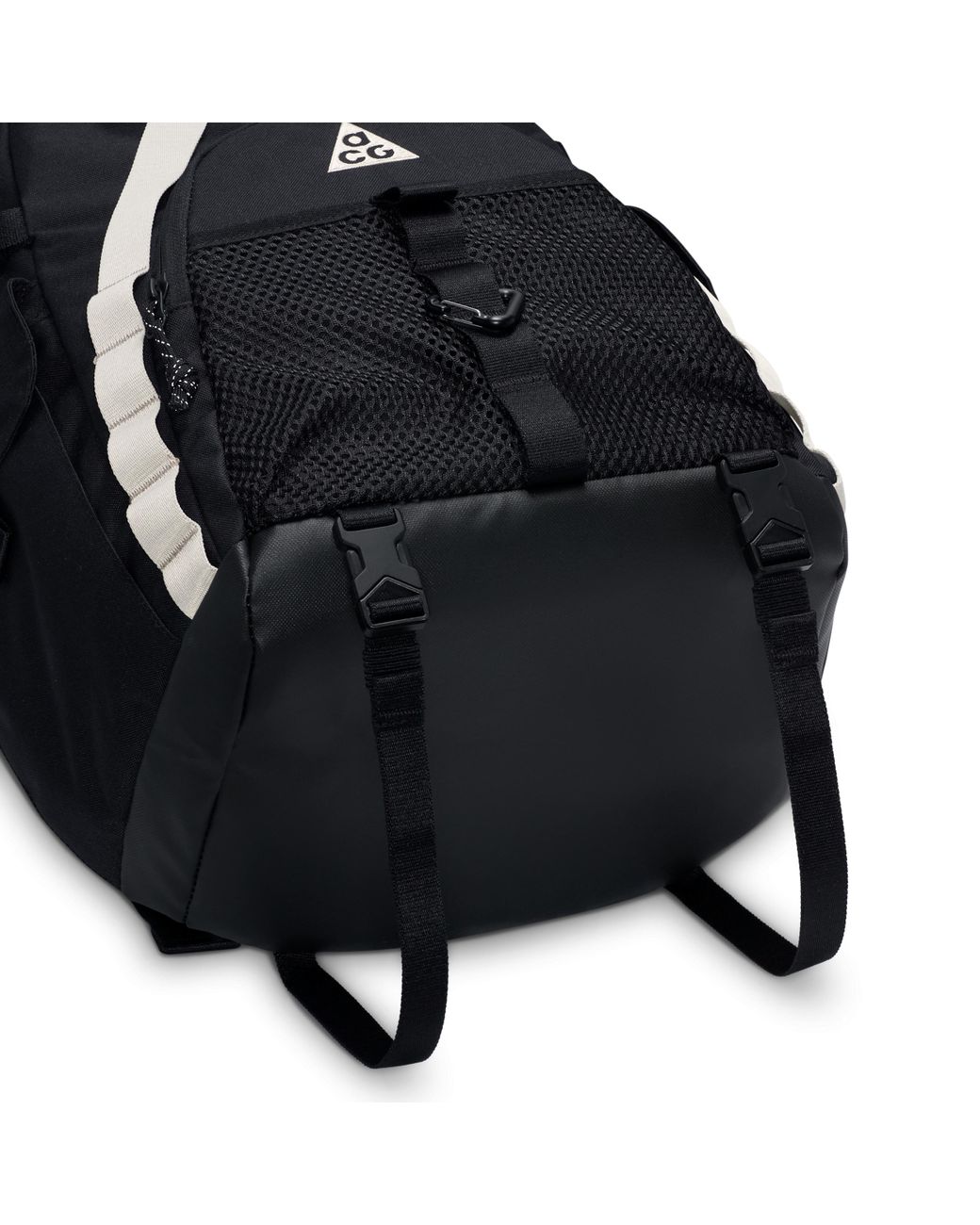 Nike Acg "Daymax" Backpack (25L) in Black | Lyst
