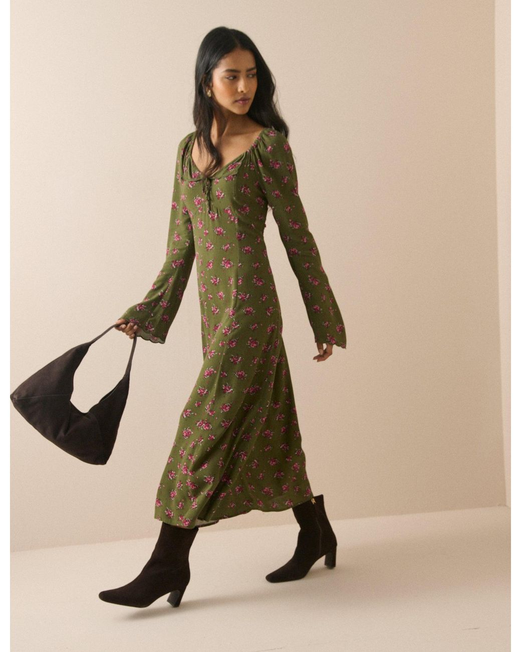 Nobody's Child Green Floral Scallop Edge Lyon Midi Dress