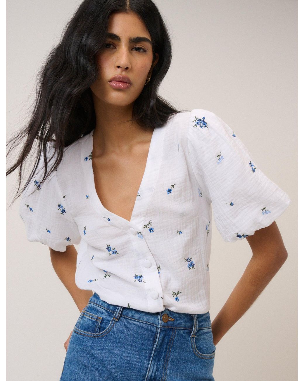 Nobody's Child White Ditsy Floral Puff Sleeve Top