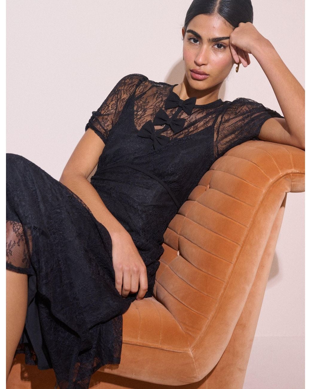 Nobody's Child Pink Bow Detail Lace Una Midi Dress