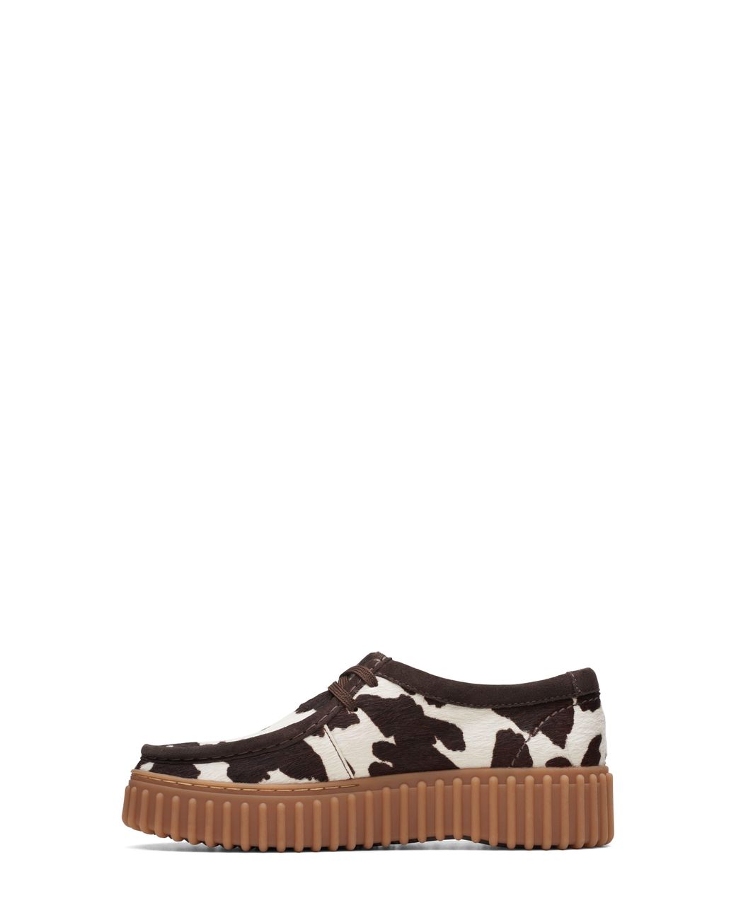 Clarks Clarks(r) Torhill Bee Genuine Calf Hair Chukka Shoe in 