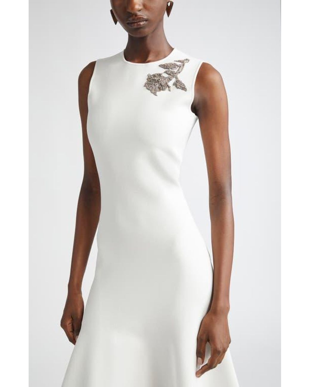 【Alexander McQueen】Banshee embroidery midi dress Alexander McQueen Banshee Embroidery Midi Dress | White