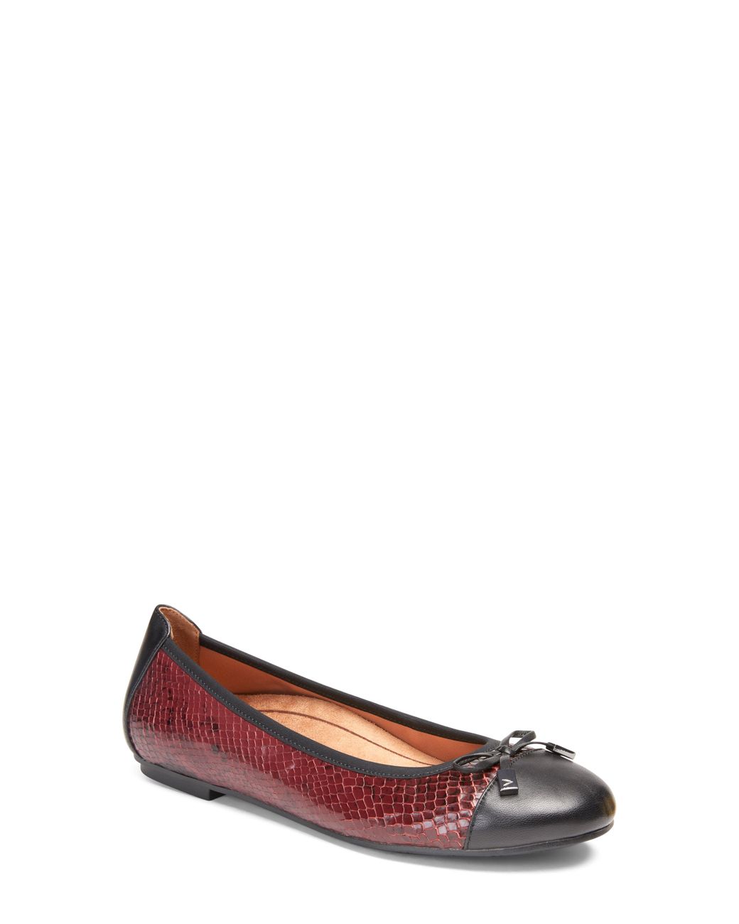 vionic minna leather flat