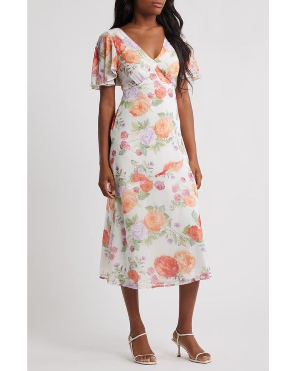 Lipsy Flutter Sleeve Maxi Dress in White | Lyst