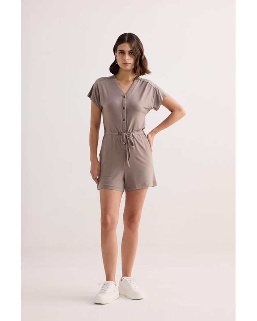 REISTOR Natural V Neck Drawstring Knit Romper