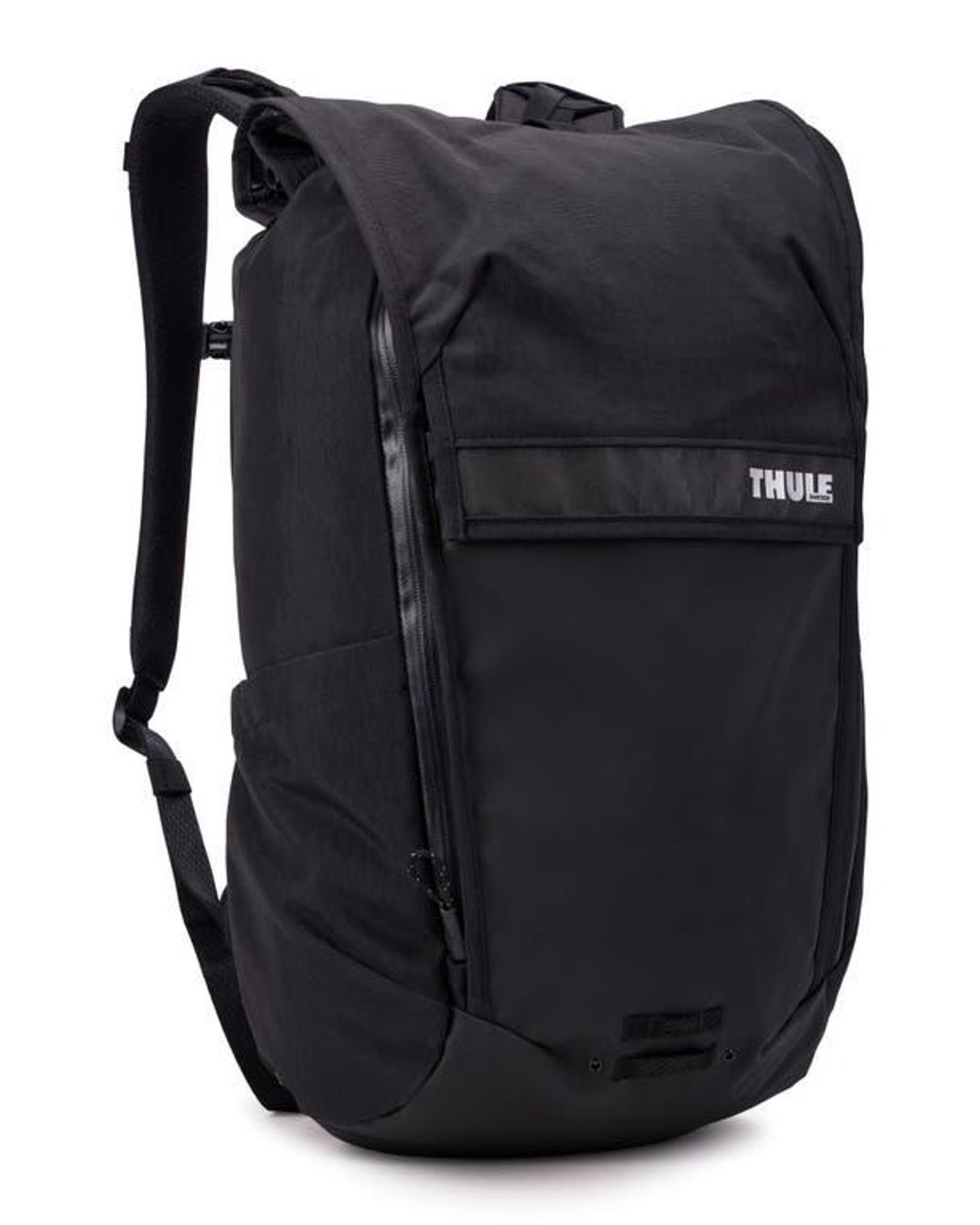 Thule Black Paramount Commuter 20-Liter Backpack