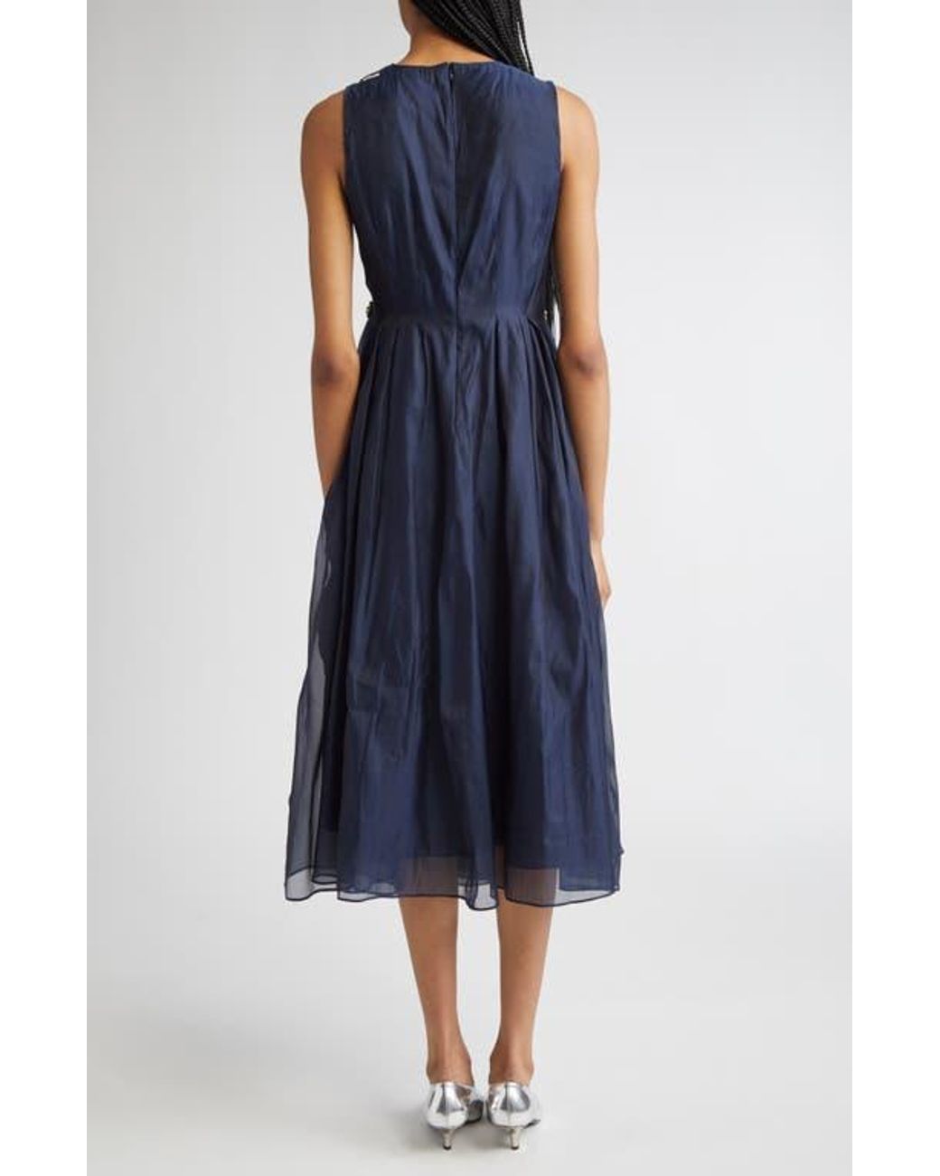 burgundy milkmaid dress Brinley Modest Bridesmaids front feature create a Alison Brie Black Dress SLIMSET25 Size:L/44