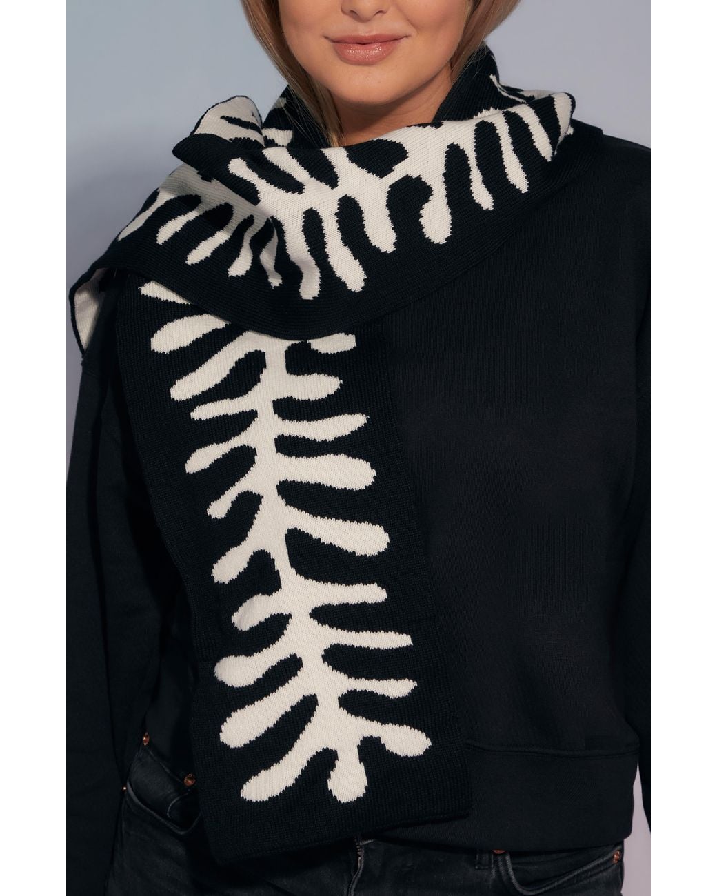 INGMARSON Black Organic Shape Wool & Cashmere Scarf