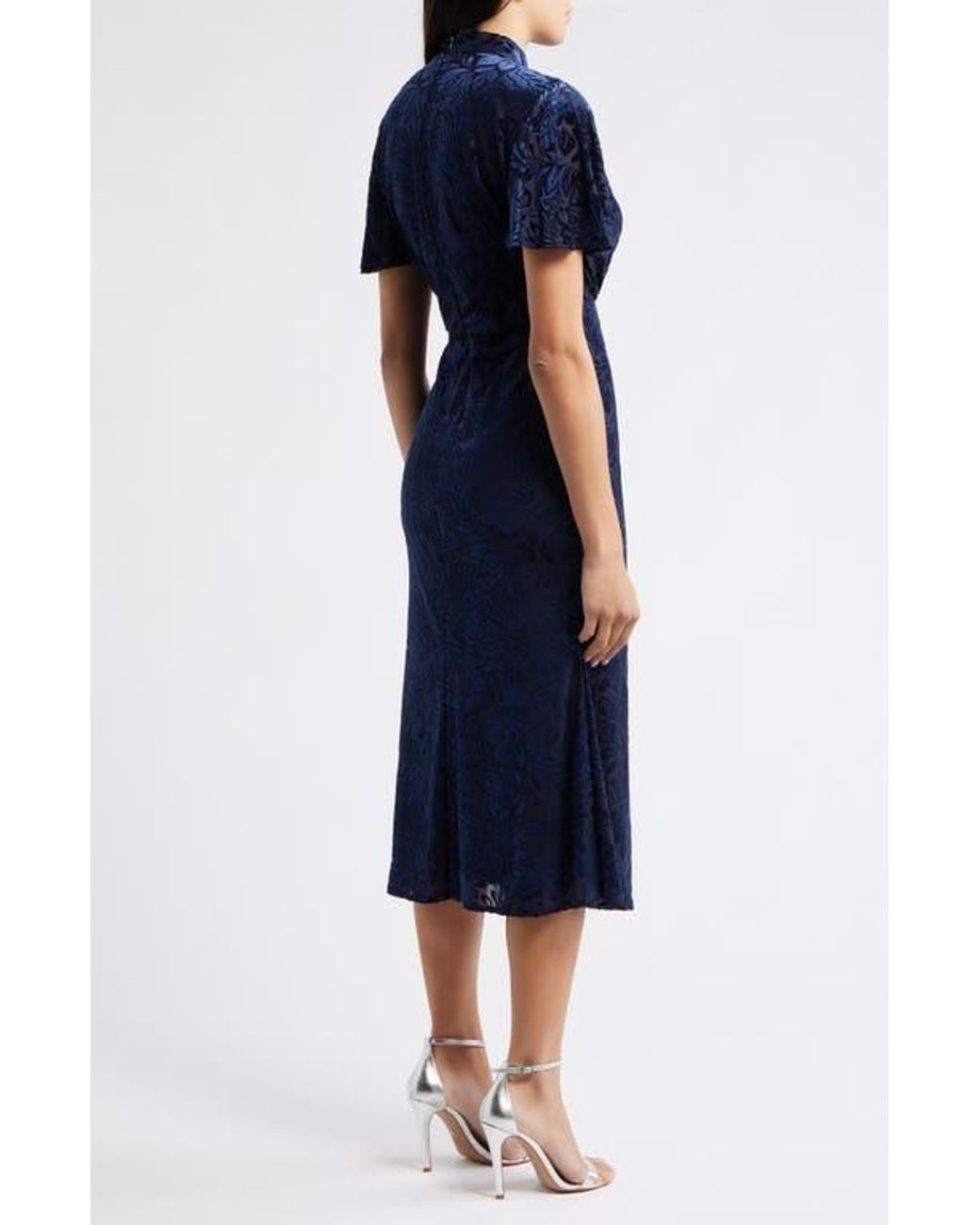 Julia Jordan Velvet Burnout Short Sleeve Midi Dress in Blue | Lyst