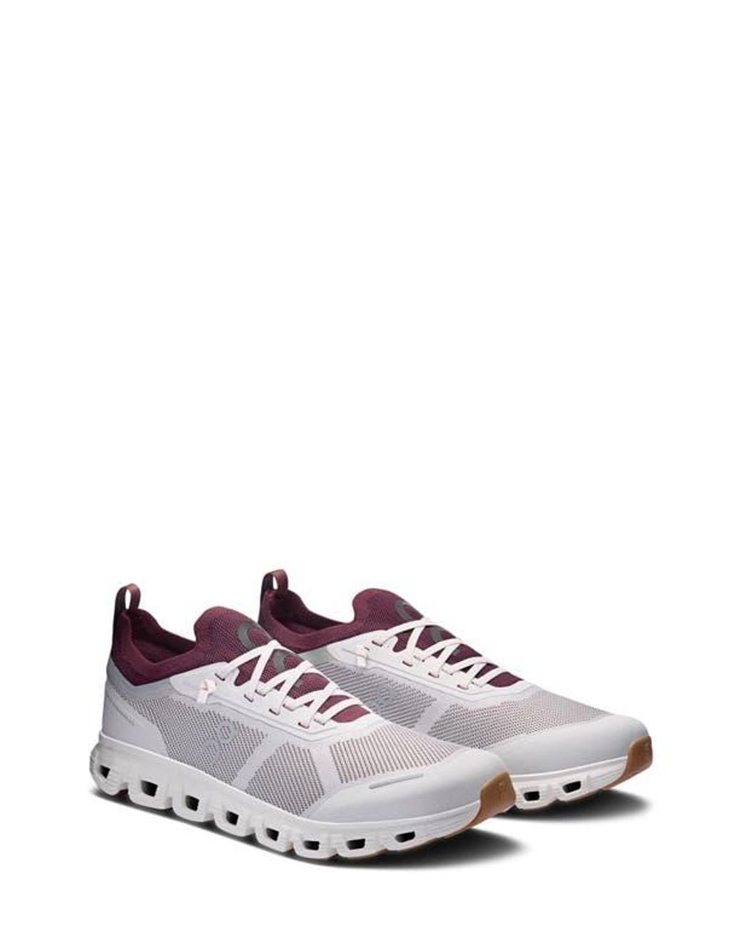 On Shoes White Cloud 6 Versa Sneaker for men