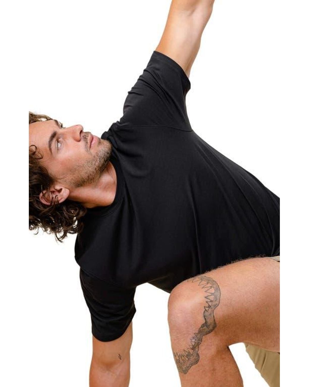 while on earth™ Black Range Tee for men